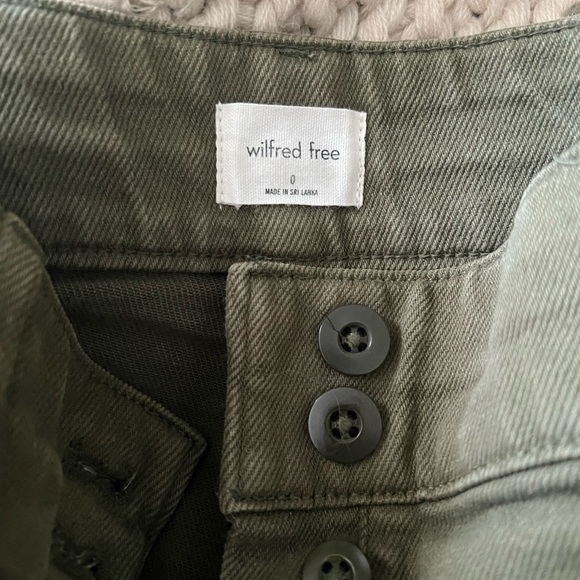 Aritzia Wilfred Free Modern Cargo Pant - Picture 3 of 4